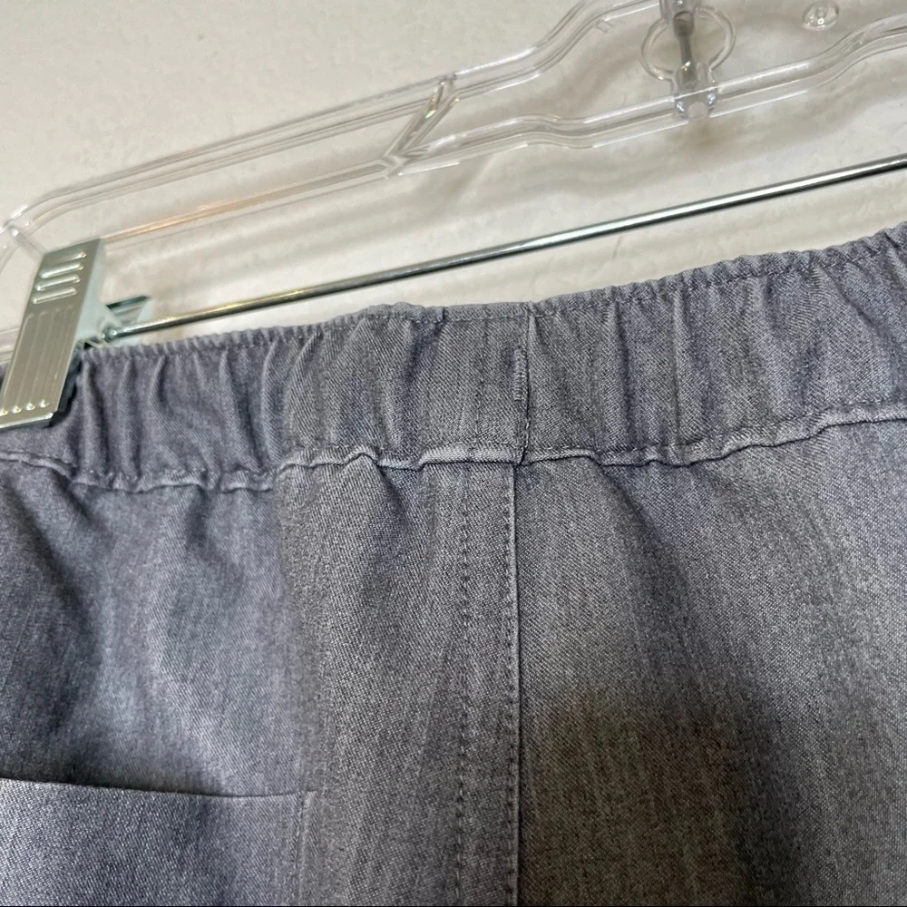 Figs Cairo cargo heather gray scrub pants sz medium